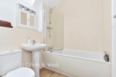 undefined, Brushwood Grove, Emsworth, Hampshire