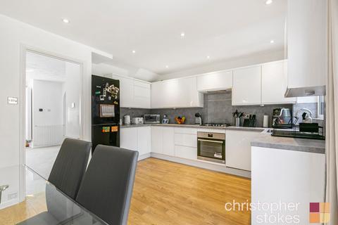 3 bedroom semi-detached house for sale, Faverolle Green, Cheshunt, Waltham Cross, Hertfordshire, EN8 0UJ