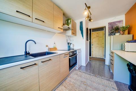 1 bedroom apartment for sale, Gilbert Close, Cambridge CB4