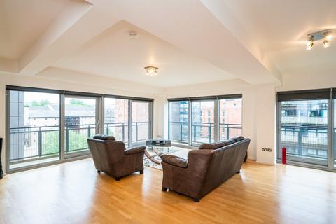 3 bedroom flat for sale, Breadalbane Street, Bonnington, Edinburgh, EH6