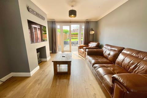 58 The Moat, Stoke-on-trent, ST3 6NB
