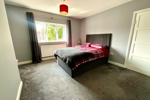 58 The Moat, Stoke-on-trent, ST3 6NB