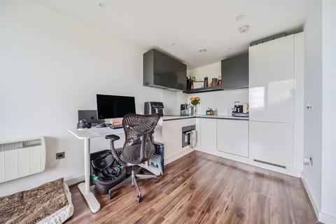 1 bedroom block of apartments for sale, Basingstoke,  Hampshire,  RG21