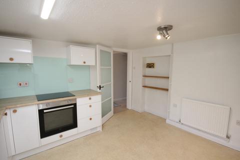 2 bedroom terraced house to rent, Middle Street, Montacute TA15