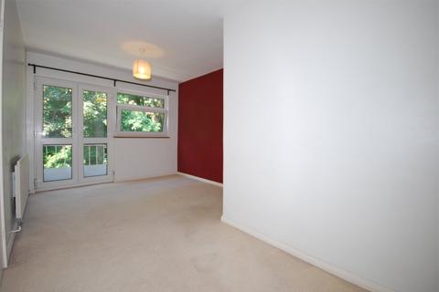 2 bedroom flat to rent, Glen Court, Grasmere Road, BROMLEY, BR1