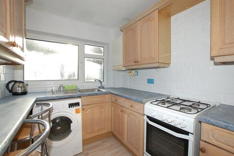 2 bedroom flat to rent, Glen Court, Grasmere Road, BROMLEY, BR1