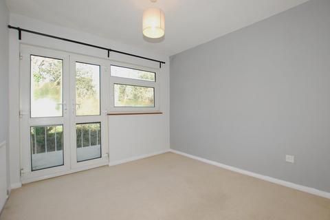 2 bedroom flat to rent, Glen Court, Grasmere Road, BROMLEY, BR1