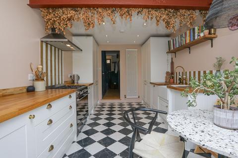 8 Belvedere Road, Broadstairs, CT10 1PF