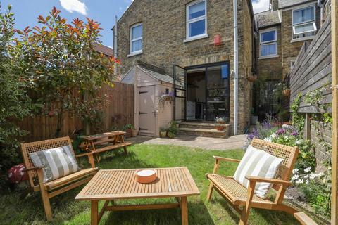 8 Belvedere Road, Broadstairs, CT10 1PF