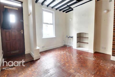 2 bedroom terraced house to rent, Langdon Road, Rochester, ME1