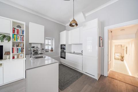 Basement, 10 Milton Avenue, London, N6 5QE