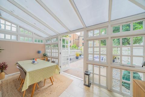 Basement, 10 Milton Avenue, London, N6 5QE