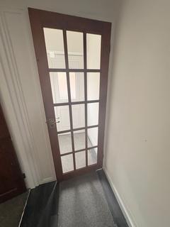 3 bedroom house to rent, Dundonald Street, New Hall Lane, Preston, PR1