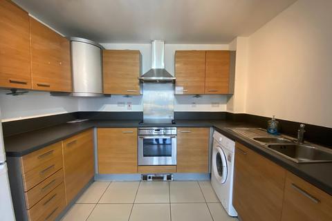 2 bedroom apartment to rent, High Street, London E15
