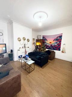 2 bedroom property for sale, Harold Terrace, Leeds, LS6