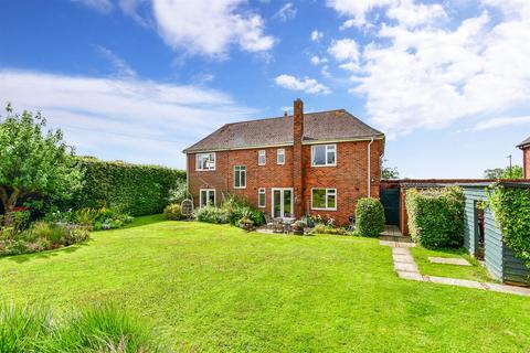 4 bedroom detached house for sale, Nettleton Avenue, Tangmere, Chichester, West Sussex