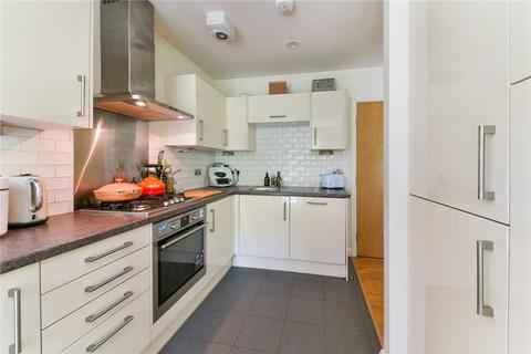 2 bedroom apartment for sale, Crisp Court, Gascoyne Road, London, E9