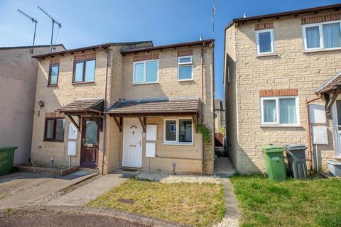 2 bedroom semi-detached house to rent, Perry Orchard, Westrip, Stroud