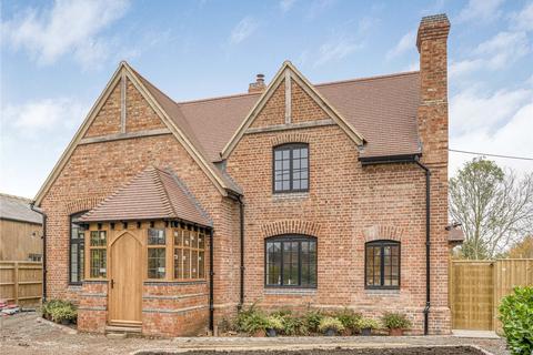 4 bedroom detached house for sale, Claydon, Nr Banbury, Oxfordshire