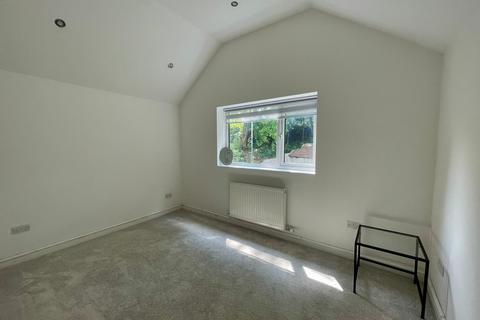 51 Stanhope Road, Salford, M6 7HY