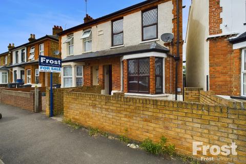 3 bedroom semi-detached house for sale, Queens Road, Feltham, TW13