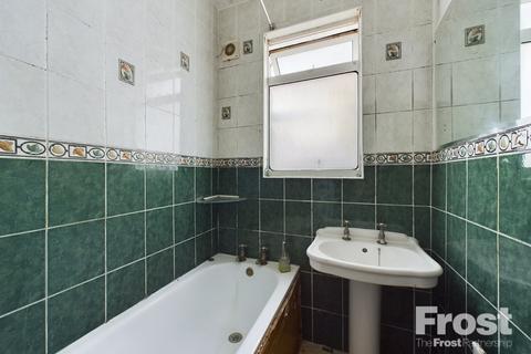 57 Queens Road, Feltham, TW13 5AW