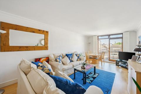 1 bedroom flat to rent, Cormorant Lodge, Thomas More Street, London, E1W.