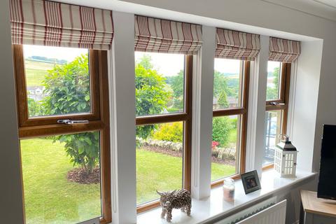 1, Pleasant View Clough, Shaw, Oldham, OL2 8PR