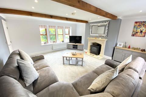 1, Pleasant View Clough, Shaw, Oldham, OL2 8PR