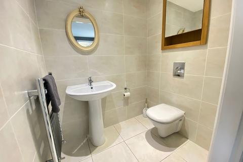 1, Pleasant View Clough, Shaw, Oldham, OL2 8PR