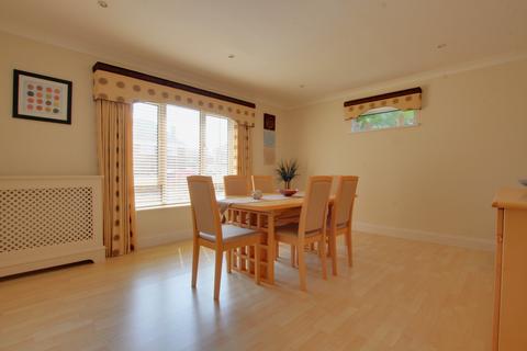 4 bedroom detached house for sale, Fourth Avenue, Denvilles, Havant