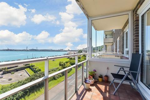 57 The Gateway, Dover, CT16 1LQ