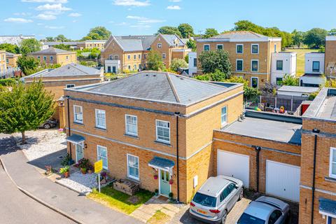 3 bedroom semi-detached house for sale, Ashes Road, Southend-on-sea, SS3