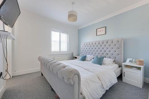 7 Ashes Road, Shoeburyness, Southend-on-sea, SS3 9RB