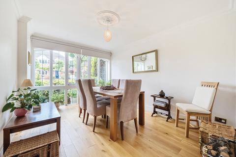 3 bedroom end of terrace house for sale, The Mews Castle Hill, Reading RG7