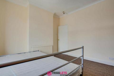 63 Barnsley Road, Wombwell, Barnsley, S73 8HT