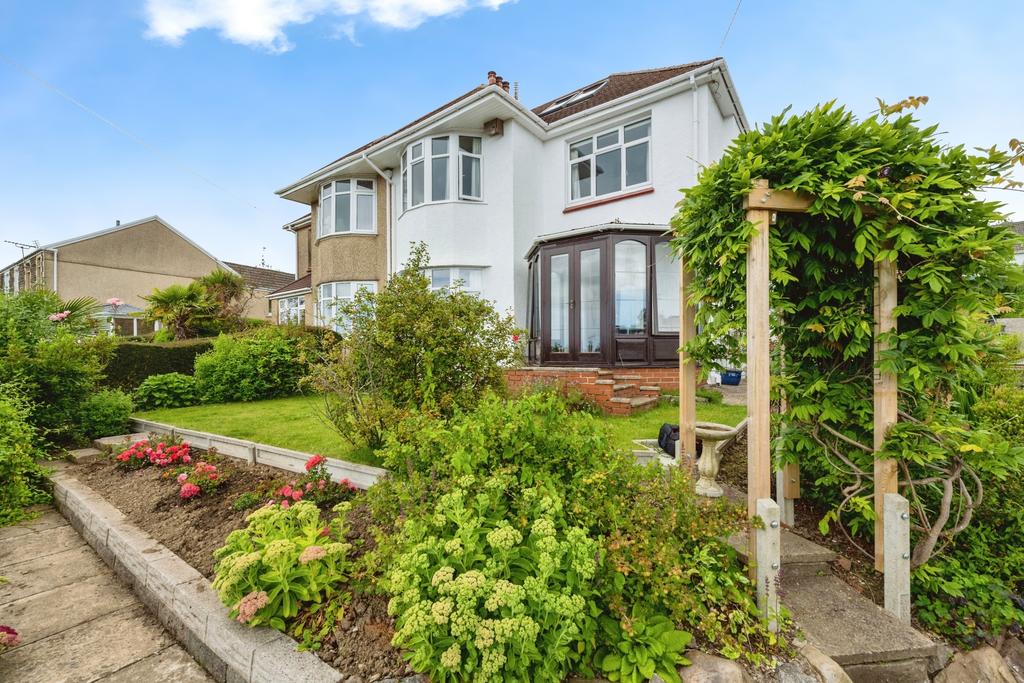Hendrefoilan Road, Sketty, Swansea, SA2 4 bed semidetached house for