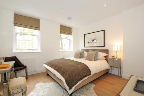2 bedroom apartment to rent, Marloes Road Kensington W8