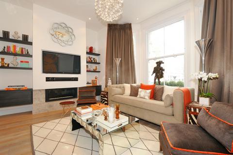 2 bedroom apartment to rent, Marloes Road Kensington W8