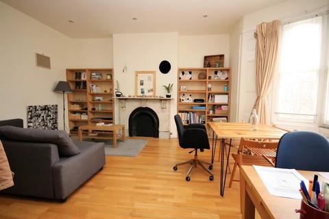 1 bedroom flat to rent, Hillmarton Road,