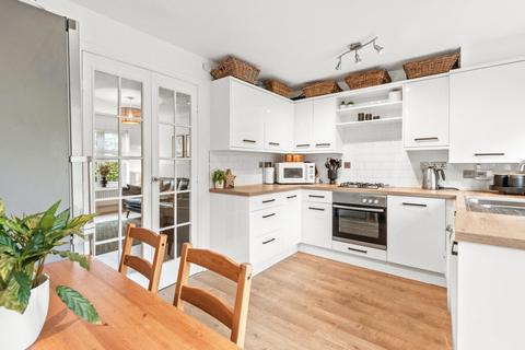 4 Mosshouse, Stirling, FK7 9HE
