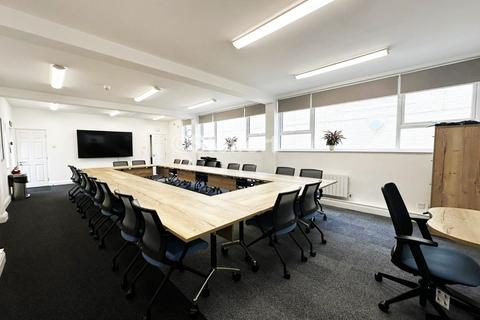 Office to rent, Vauxhall Grove, London, SW8