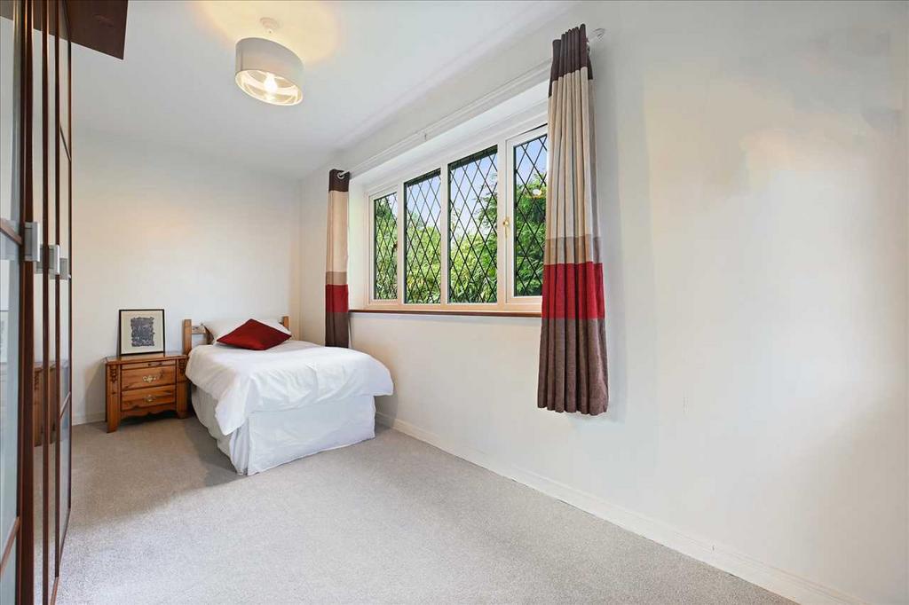 En-suite Bedroom 3