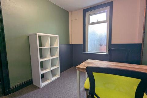 Office to rent, Room 1A, Level One, West Street, Southport, Merseyside, PR8