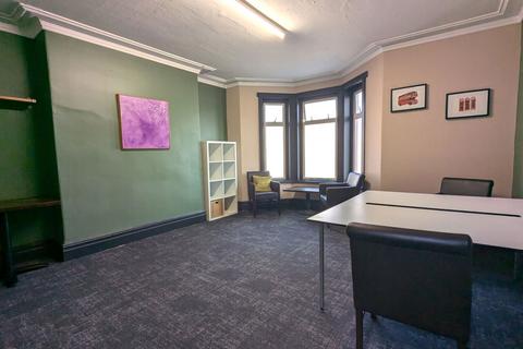Office to rent, Room 1B, Level One, West Street, Southport, Merseyside, PR8