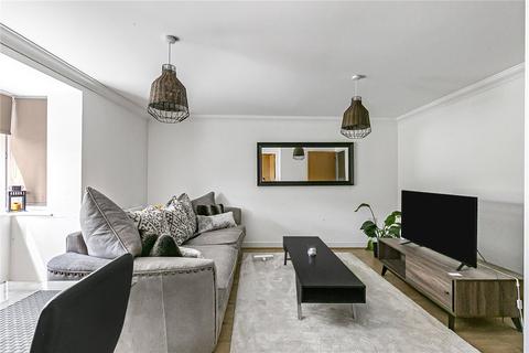 2 bedroom flat for sale, Sir John Newsom Way, Welwyn Garden City, AL7