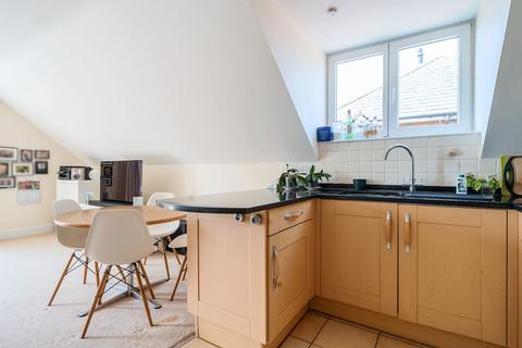 2 bedroom flat for sale, Broyle Road, Chichester, PO19