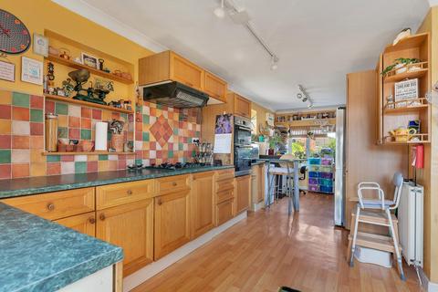 86 Beech Avenue, Bourne, PE10 9RQ