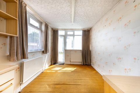 80 Ravenscroft Avenue, Wembley, HA9 9TG