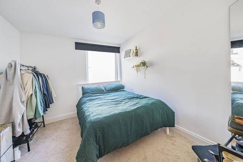 2 bedroom flat to rent, George Mathers, Kennington, London, SE11